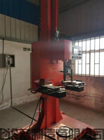 江蘇領超引進四套全自動焊接設備(2) 江蘇領超引進四套全自動焊接設備(2)